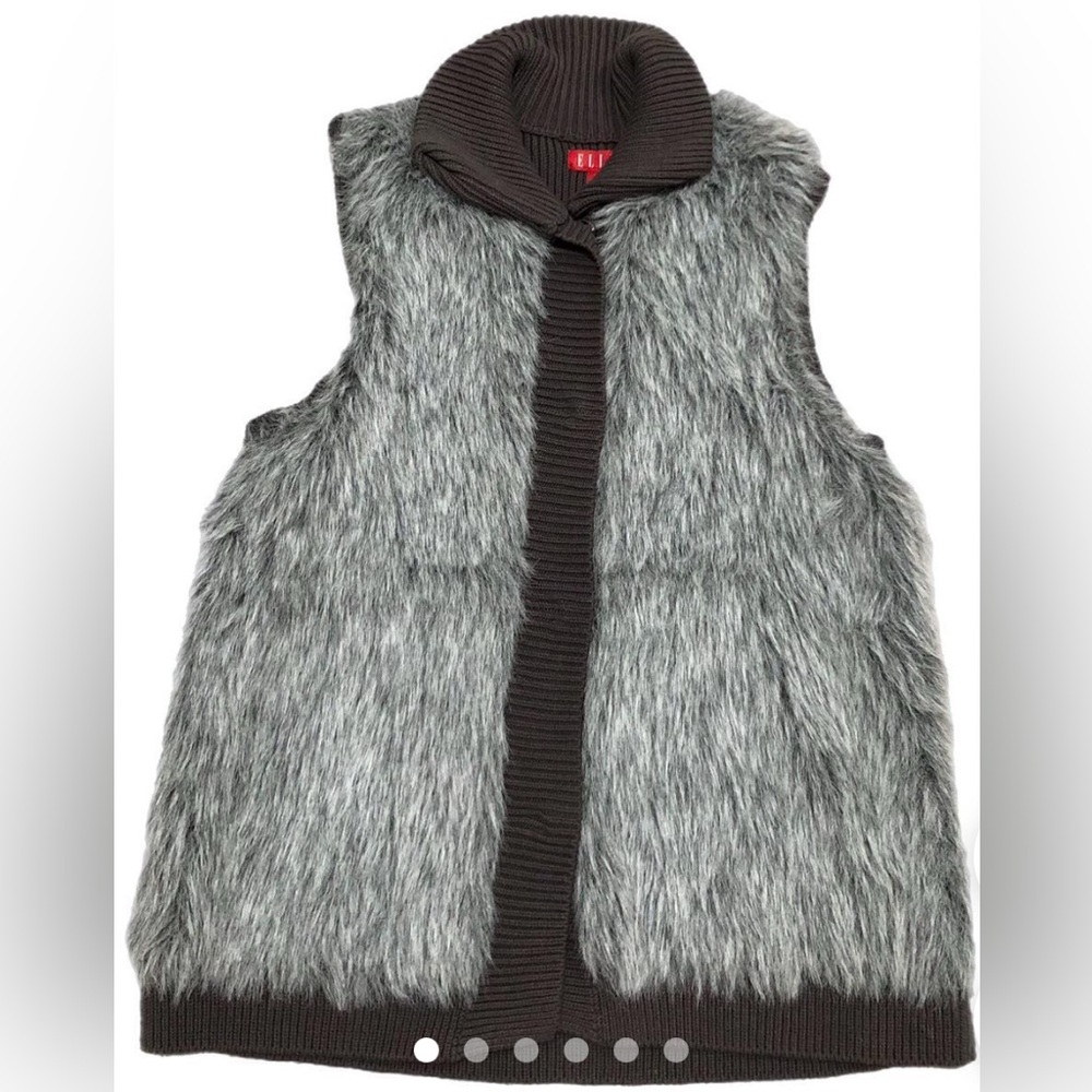 Elle Womens Sleeveless Faux Fur Snap Up Sweater Vest Size Medium Gray - Picture 3 of 13